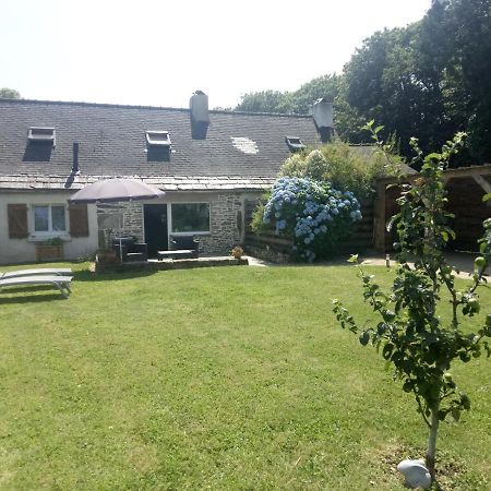 Petite Maison Dans Les Monts D'Arree Ty Coz Commana Exterior foto